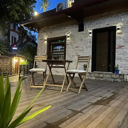 Sunny Old Town 3 Persoons Woning Holiday home